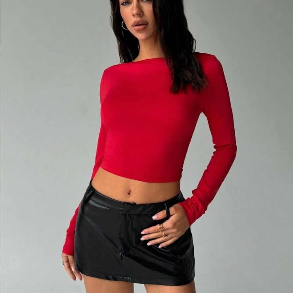 Red Long Sleeve Women's Top Open Back